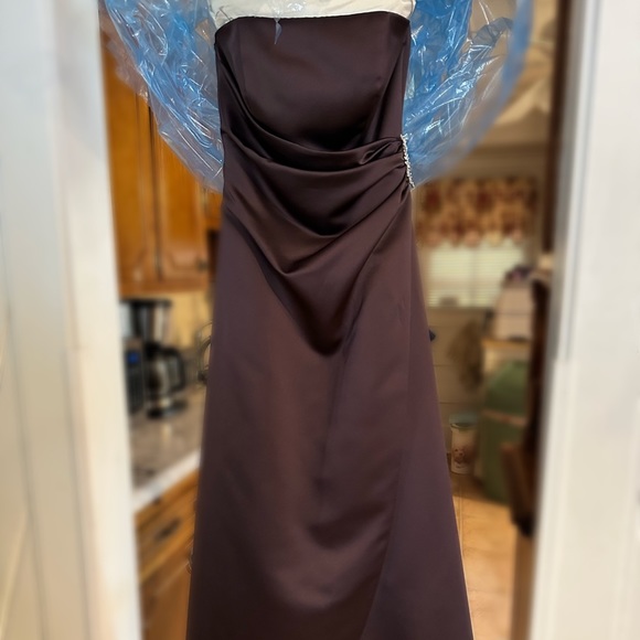 Dark Brown Satin Gown - Picture 1 of 3
